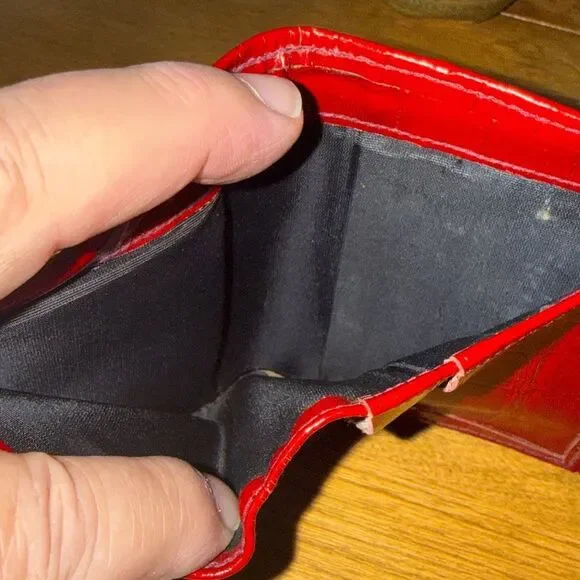 Vintage St. Thomas wallet - Picture 6 of 8